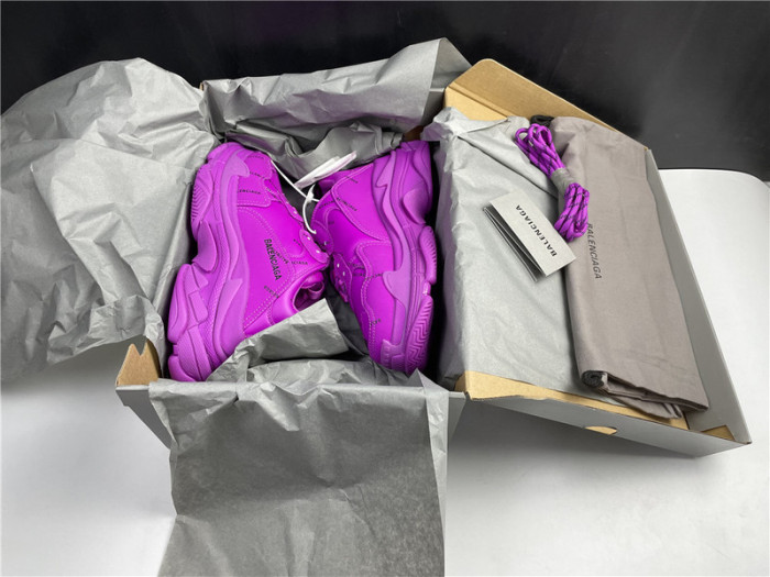 bl triple s trainers sneakers 042104