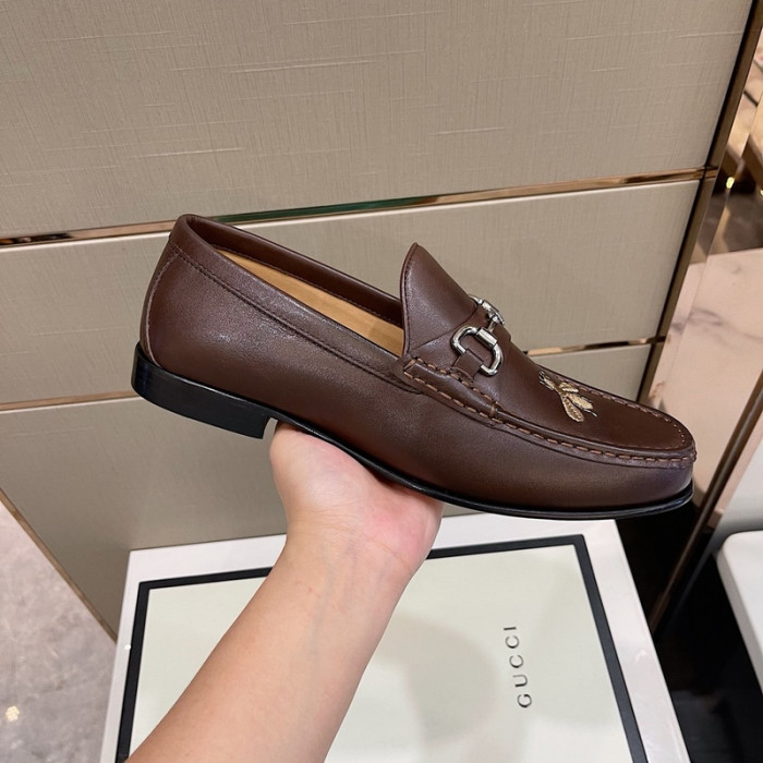 guc loafer