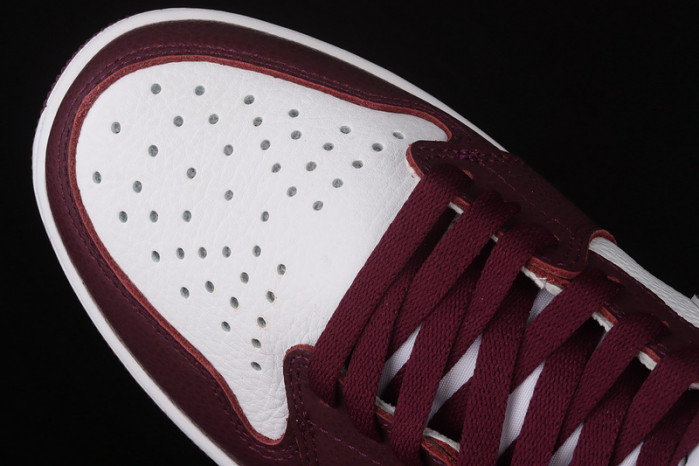 air jordan 1 high og “bordeaux” 555088-611
