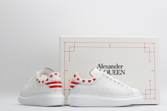 alex mcqu sneakers