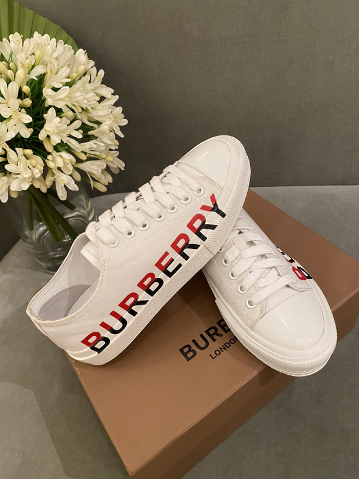 BUBERY SNEAKER