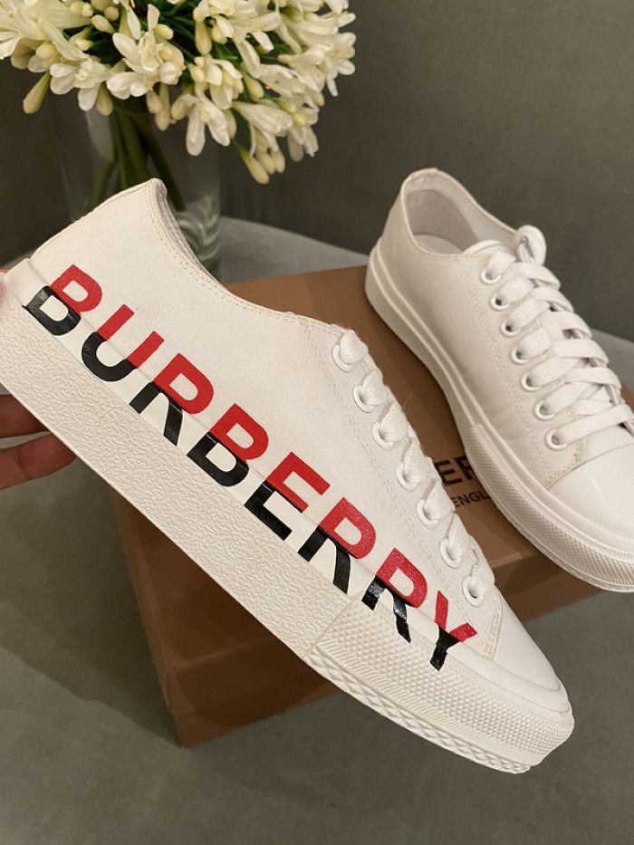 BUBERY SNEAKER