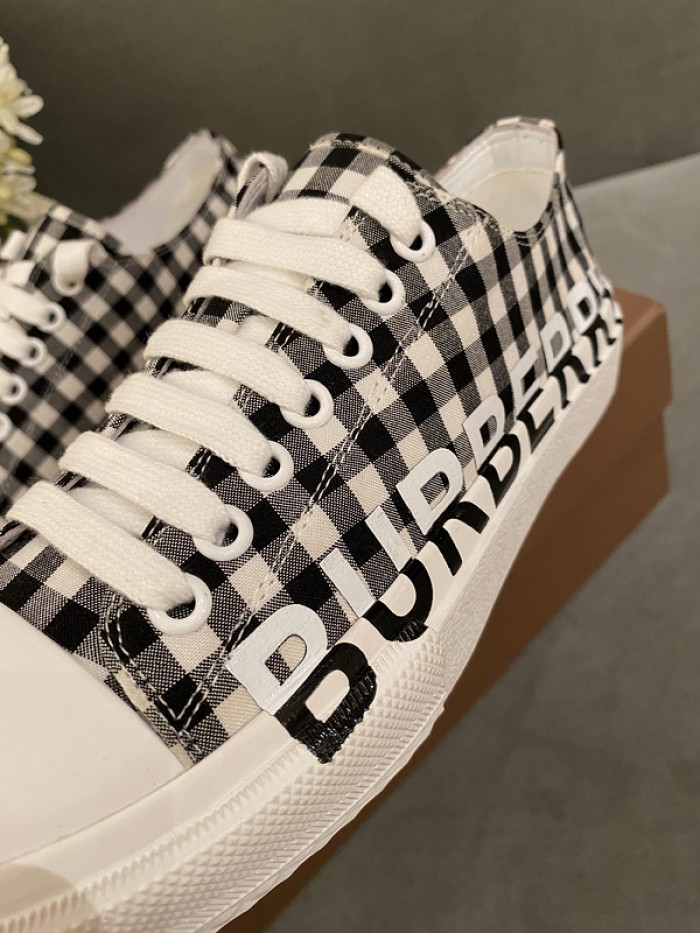 BUBERY SNEAKER