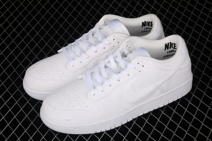 dover street market x nike dunk low “triple white” dh2686-100