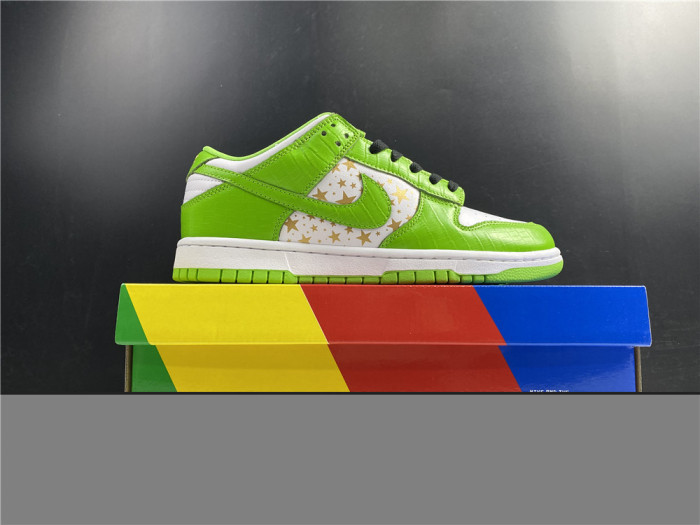 nike sb dunk low “mean green” dh3228-101