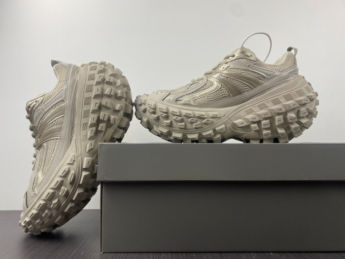 Ba*len*cia*ga defender khaki 68452158