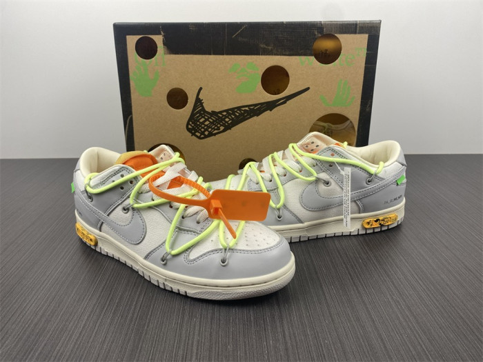 nike dunk low off-white lot 43 dm1602-128