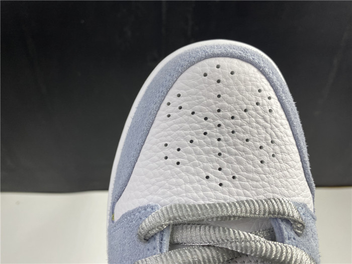 sean cliver x nike sb dunk low dc9936-100