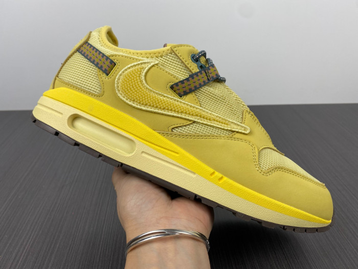 travis scott x nike air max 1 wheat do9392-700