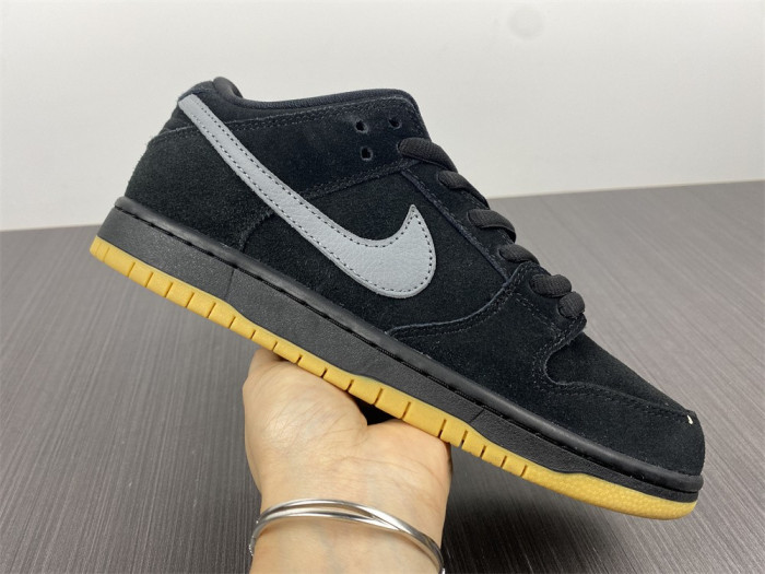 nike sb dunk low fog bo6817-010