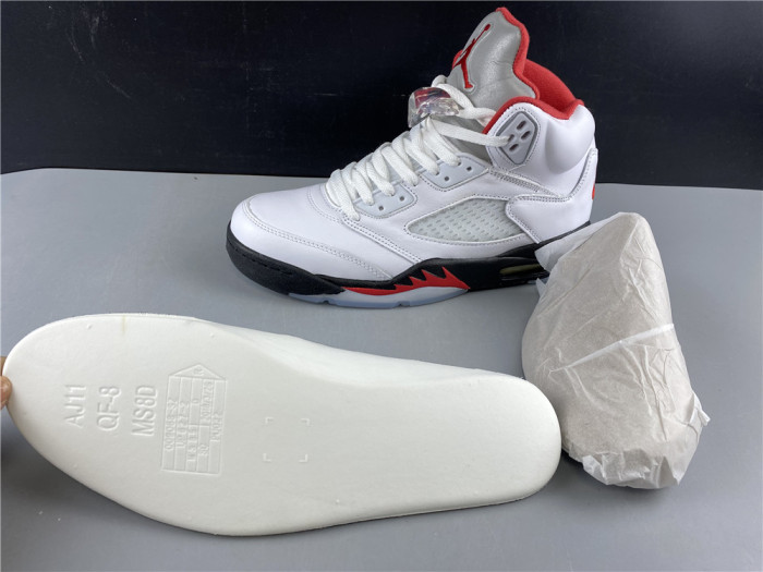 jordan 5 retro fire red silver tongue (2020) - da1911-102