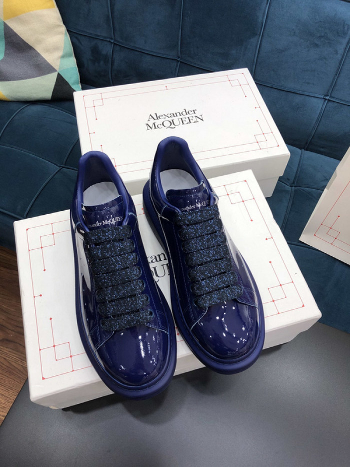 alex mcqu sneakers