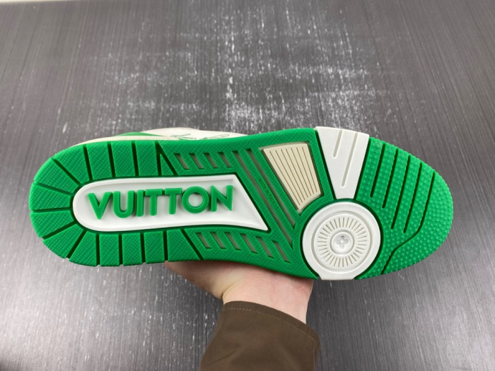 2023 l**is V*t*n lv trainer 25291