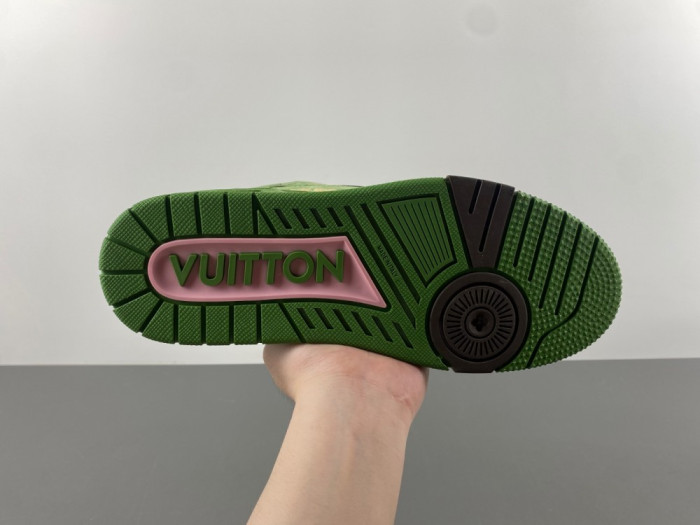 2024 l**is V*t*n lv trainer x tyler 20240522