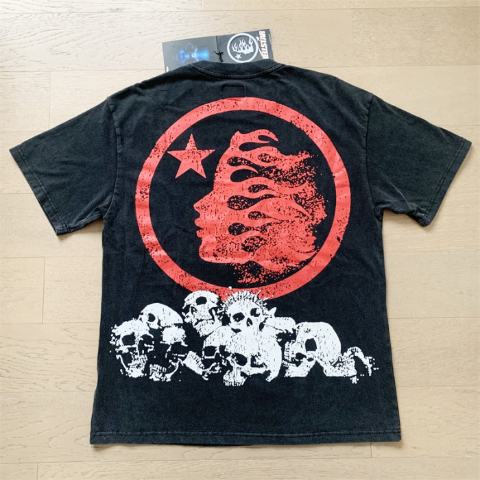 H*lst*r studios black t-shirt