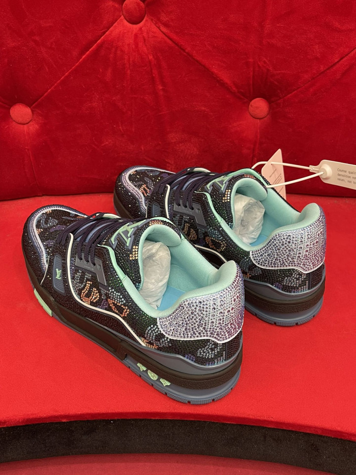 2023l**is V*t*n lv trainer #54 2531