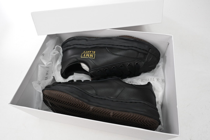 MIHARA YASUHIRO ALL BLACK GOLDE MY5