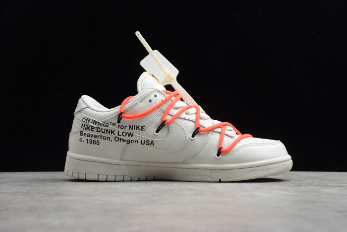 off-white x nike sb dunk low ct0856-900