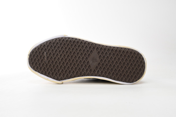 MIHARA YASUHIRO BLACK AND WHITE MY3