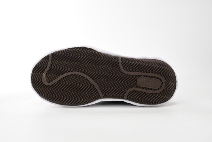 MIHARA YASUHIRO BLACK AND WHITE BACKGROUND MY8